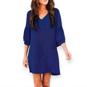 NWT  BELONGSCI Women's Teal Bell Sleeve Shift Mini Dress